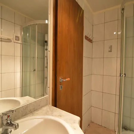 Charming, Very Well Kept Holiday House, Cleaning Included *